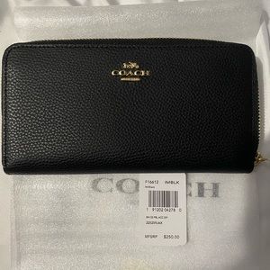 Coach Wallet NWT